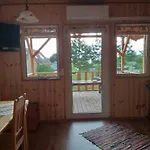 Hoovimaja * Treimani