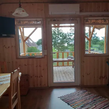 Hoovimaja * Treimani
