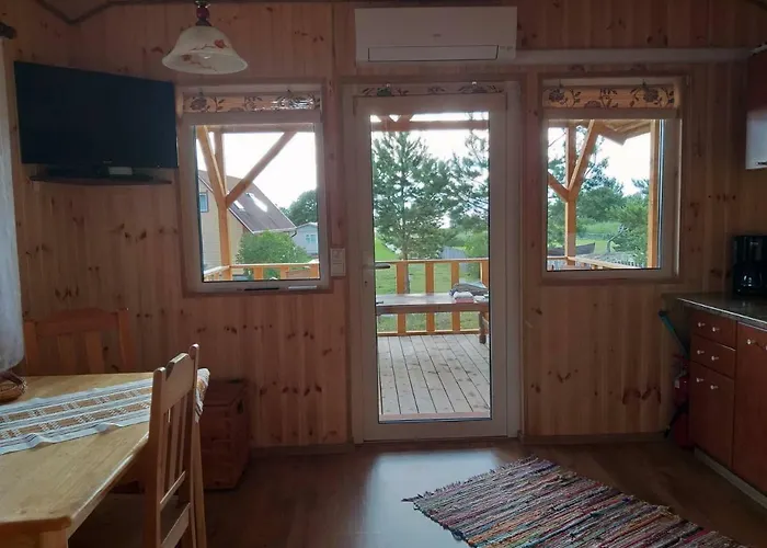 Hoovimaja * Treimani